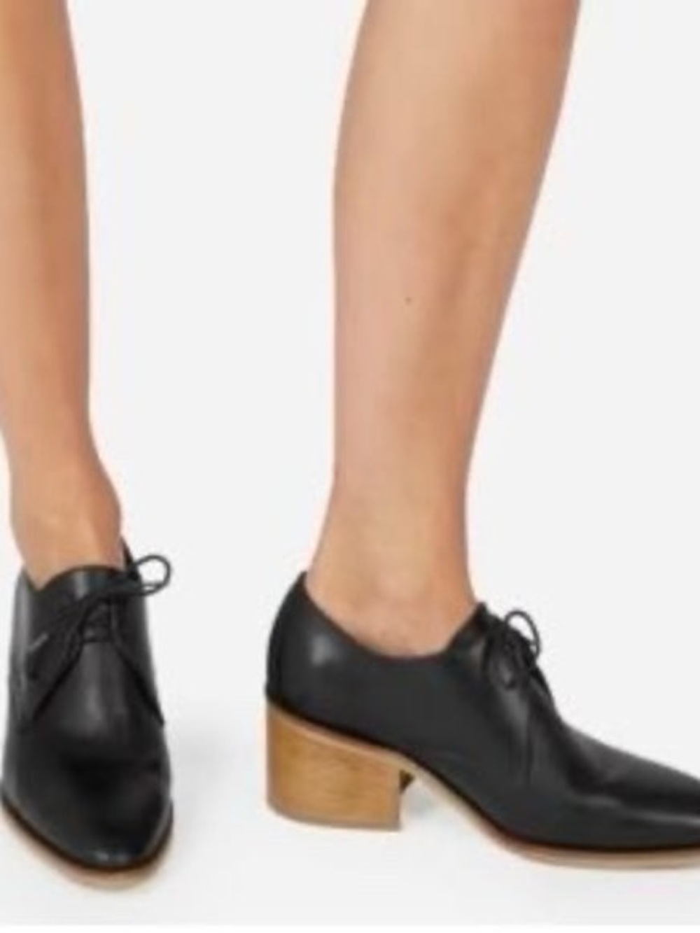 Classic Black Leather Lace-Up Block Heel Oxford